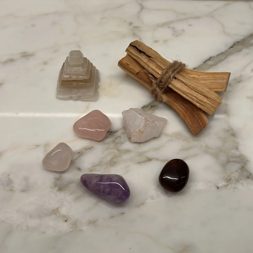 Home Decor Stones & Incense Sticks